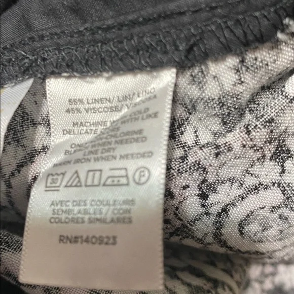 LOFT linen blend floral shorts size XL - Picture 9 of 10